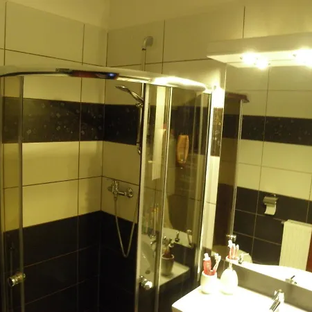 Eplenyi Apartmanhaz Zimmer foto