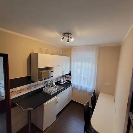 Eplenyi Apartmanhaz Exterior foto