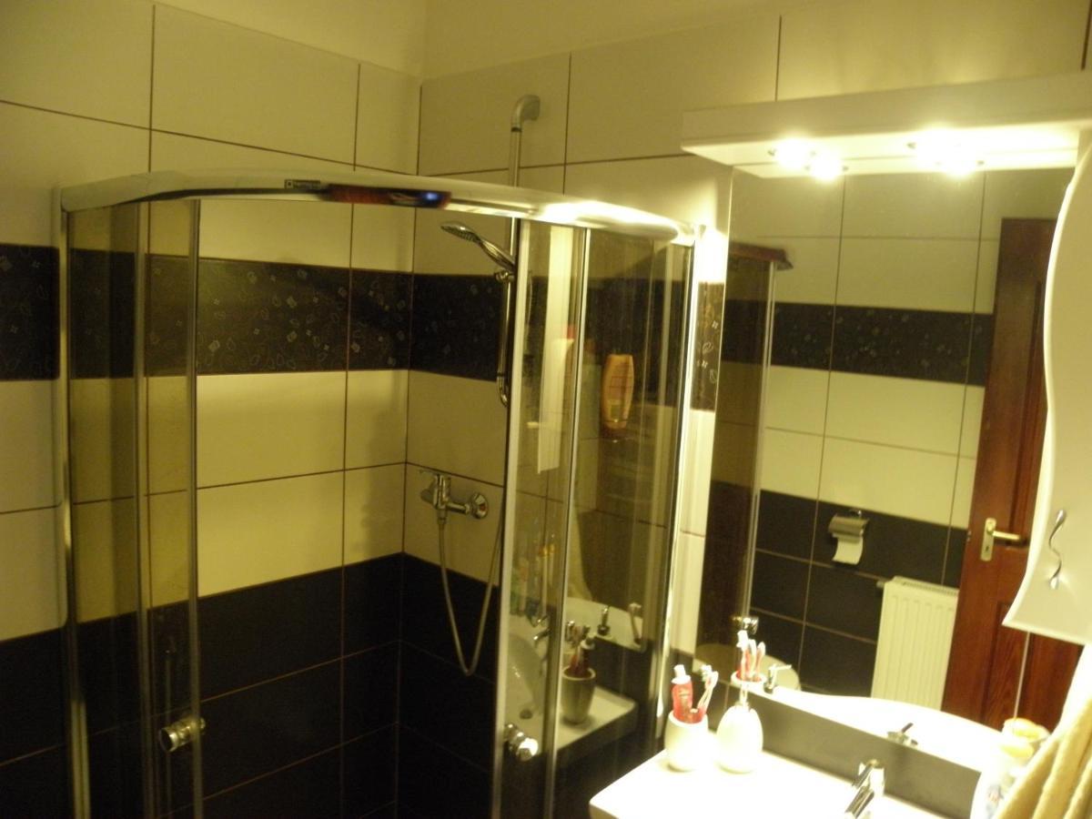 Apartment Eplenyi Apartmanhaz Eplény