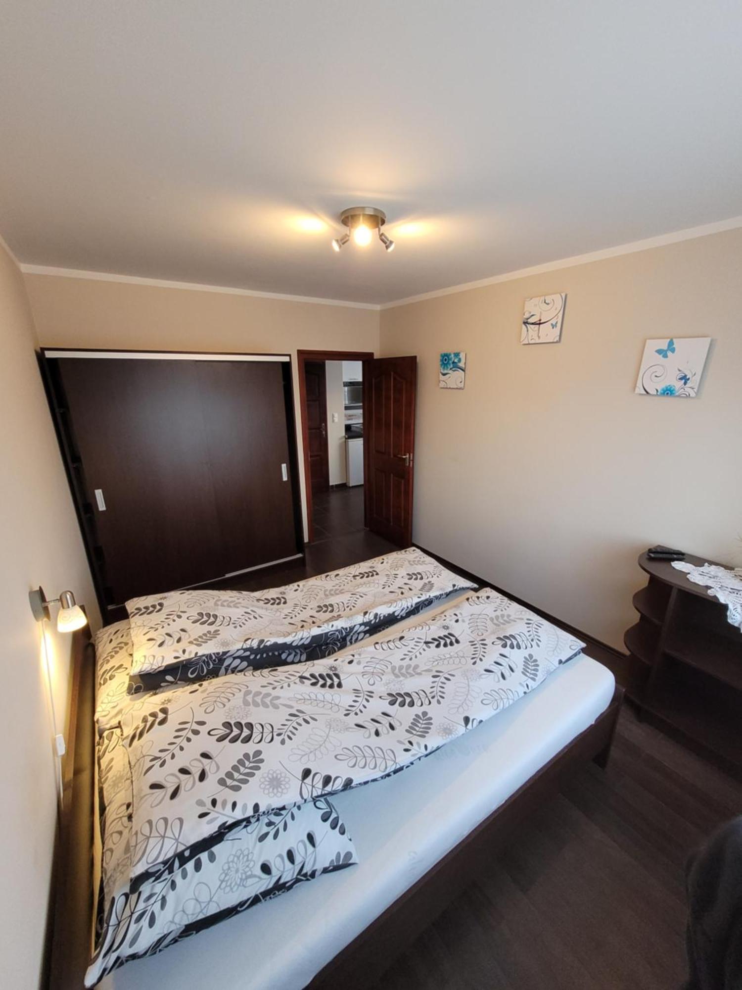 Apartment Eplenyi Apartmanhaz