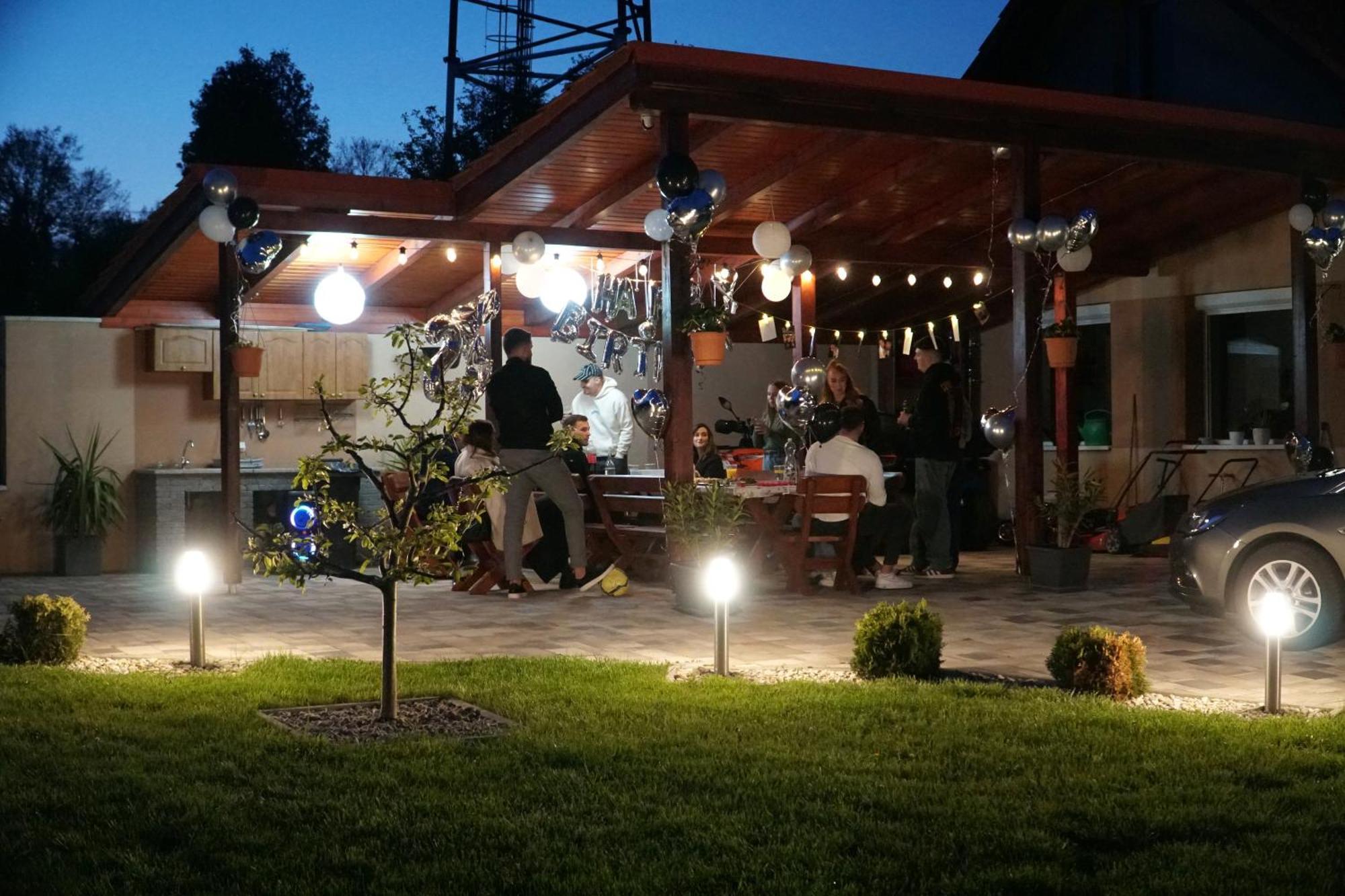 Eplenyi Apartmanhaz *
